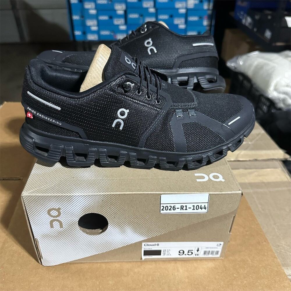 On Running Cloud 6 'Triple Black' CloudTec Sneakers | Women's 9.5 US | EUC
